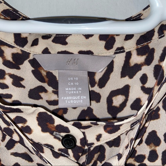 Leopard print Button-up with ties Blouse - Picture 6 of 10